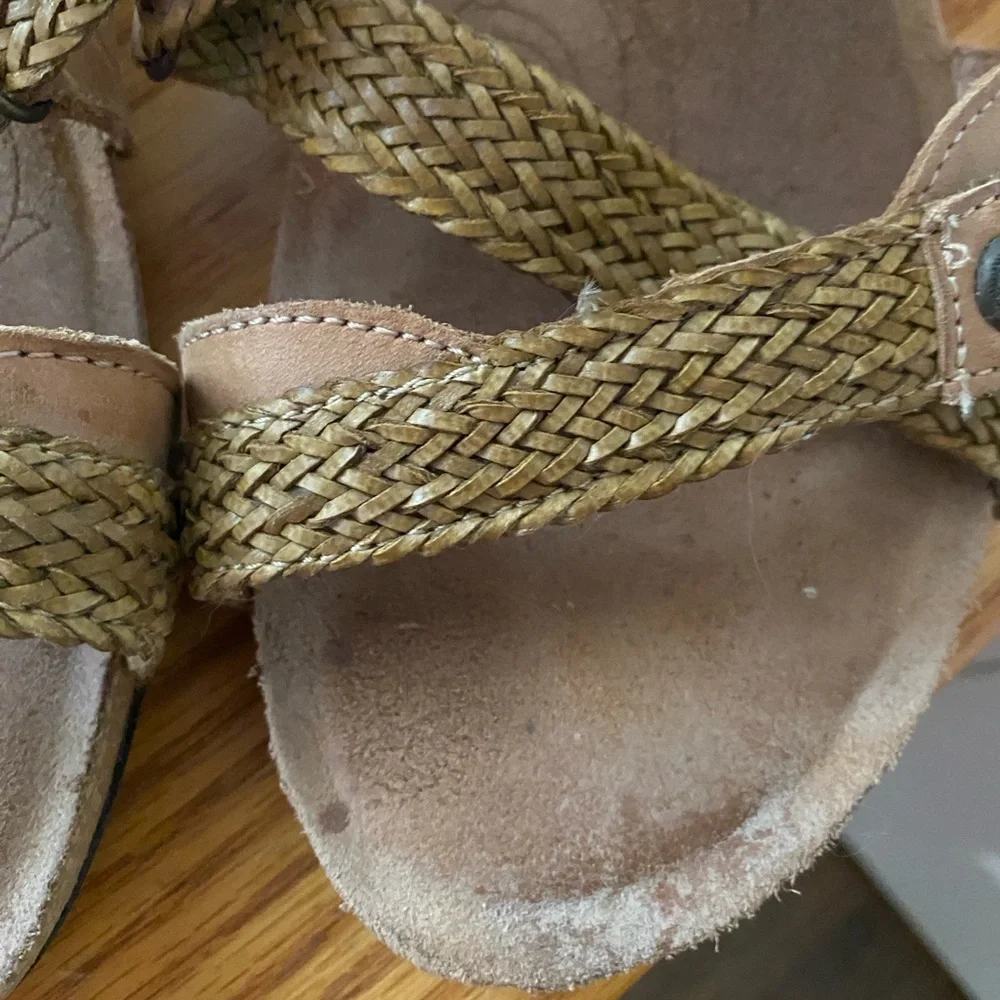 täōs Trulie Camel Woven Leather Strappy‎ Cork Comfort Sandal SZ 41 (10-10.5)